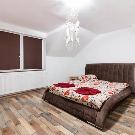 Lucky House Apartment *